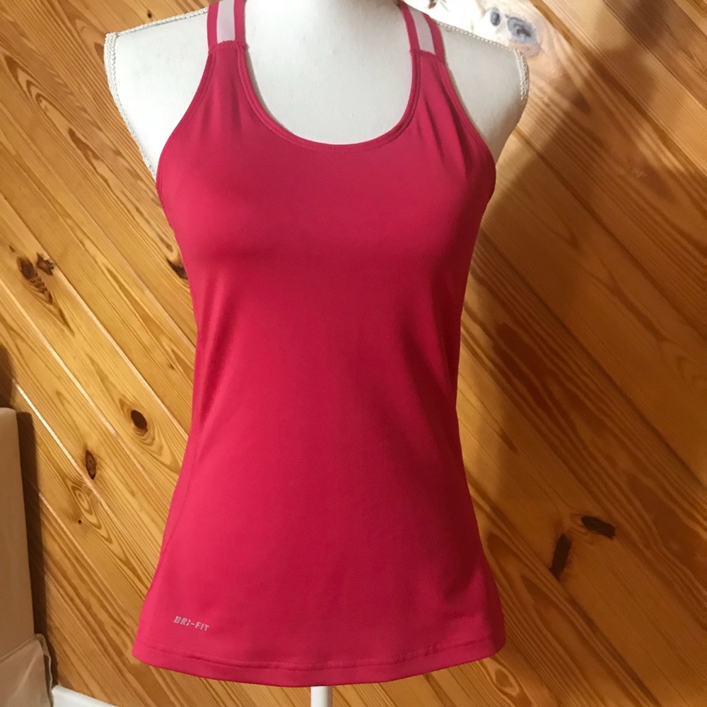 Nike Dri-Fit Racerback Tank Top With Built-in Bra